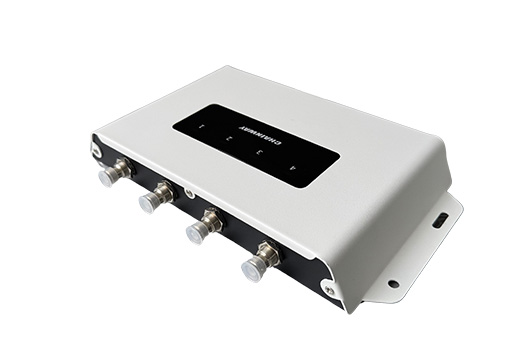 Lecteur RFID fixe AX'Smart Reader 4 V2 de profil avec ses 4 ports d'antennes